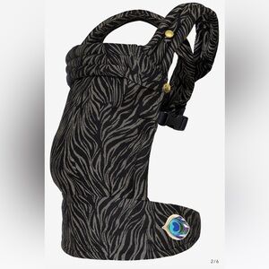 Artipoppe Zeitgeist Unnatural Zebra in Cotton
